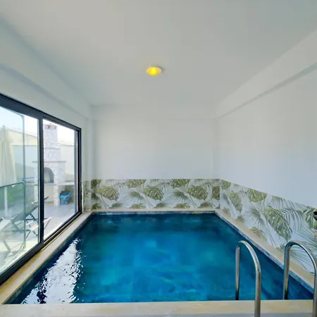 Cansu Hotel 4*